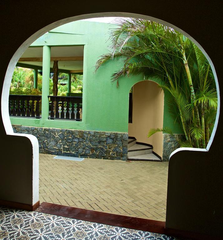 Lara Hotel アキラス エクステリア 写真